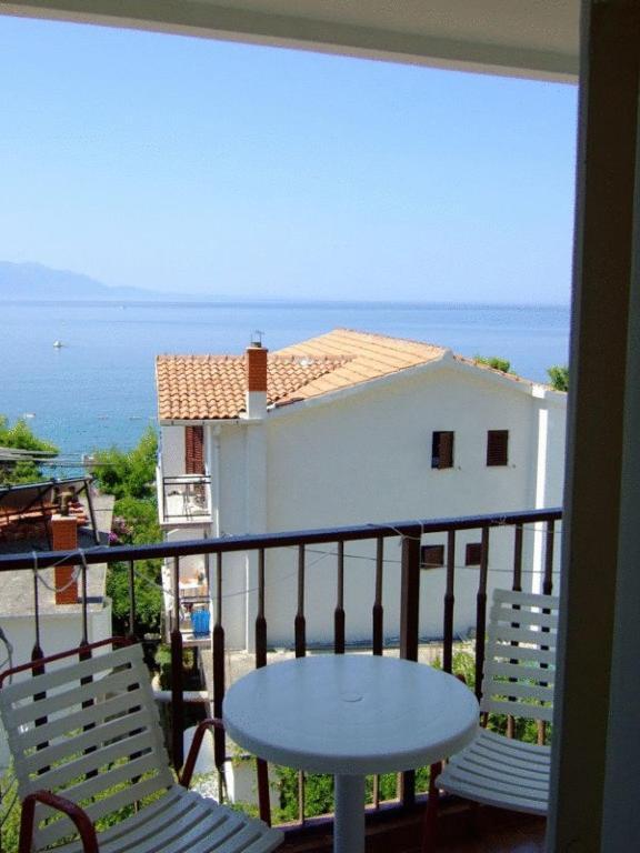 Pension Vice Gradac  Buitenkant foto