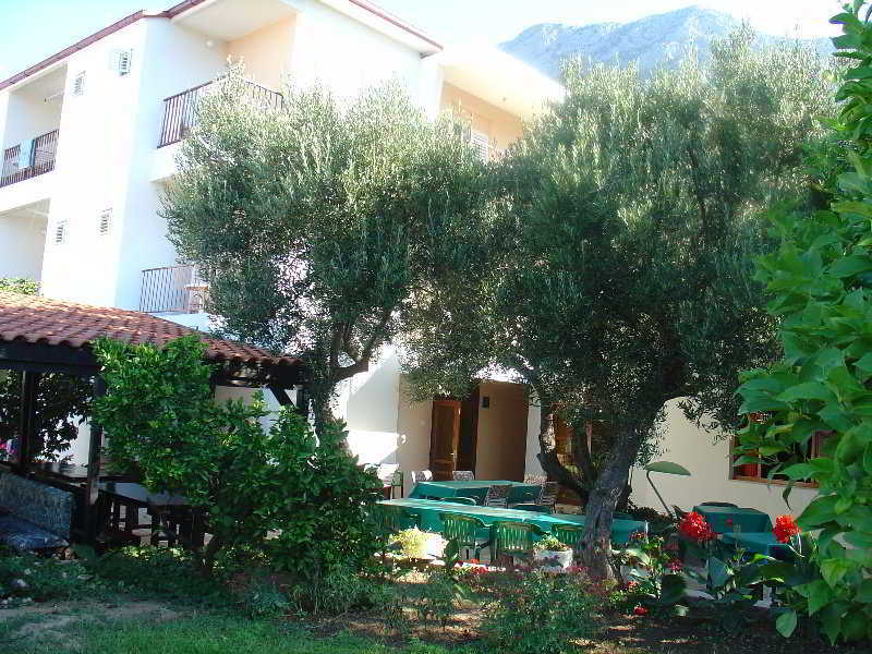 Pension Vice Gradac  Buitenkant foto